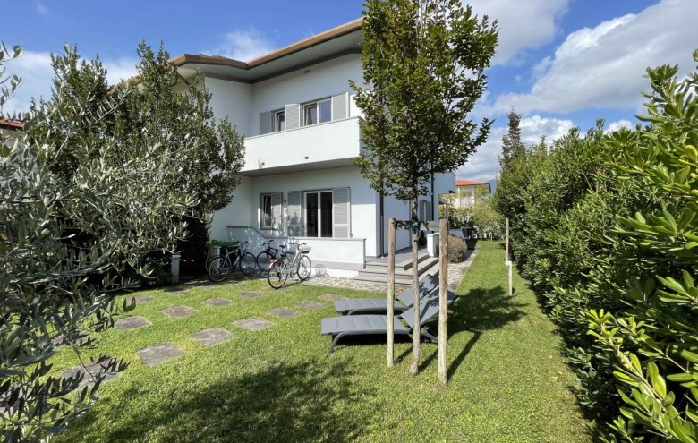 Villa singola in vendita a Pietrasanta