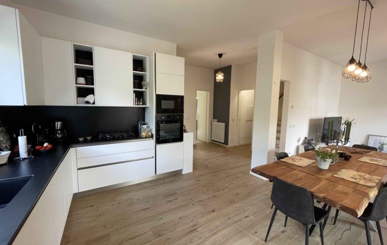 Villa singola in vendita a Pietrasanta