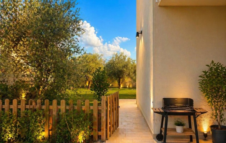 Villa singola in vendita a Camaiore