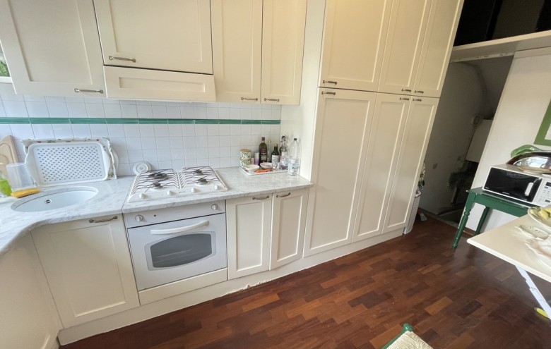 Bifamiliare in affitto a Pietrasanta