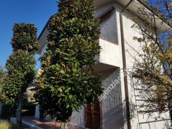 cinquale-di-montignoso-ed-a-1200-mt-dalla-spiaggia-della-versilia-villetta-singola-c