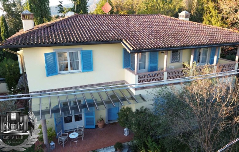 Villa singola in vendita a Pietrasanta
