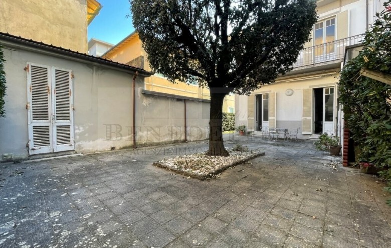 Villetta a schiera in vendita a Camaiore