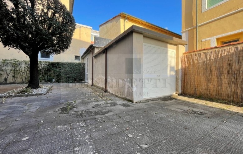 Villetta a schiera in vendita a Camaiore