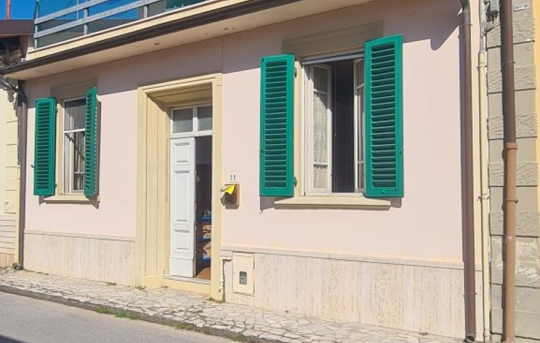 Villa singola in vendita a Pietrasanta
