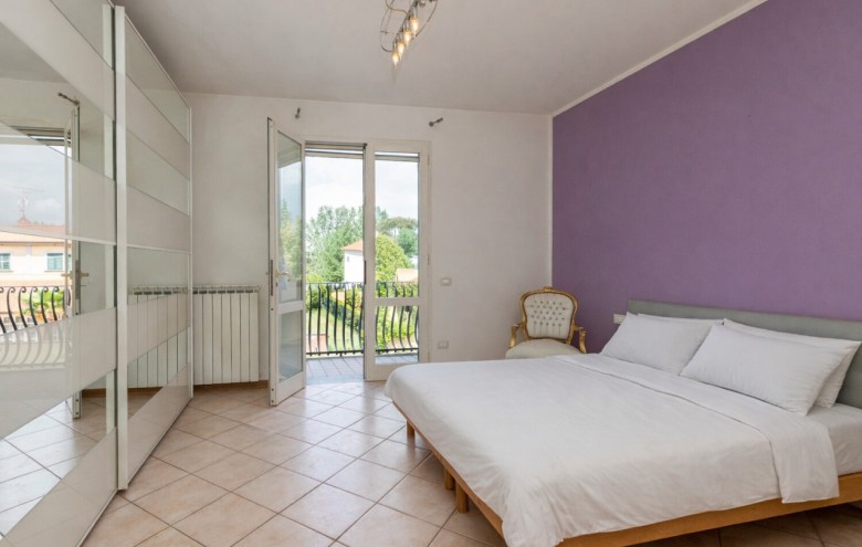 Bifamiliare in vendita a Camaiore