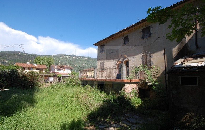 Villetta a schiera in vendita a Pietrasanta