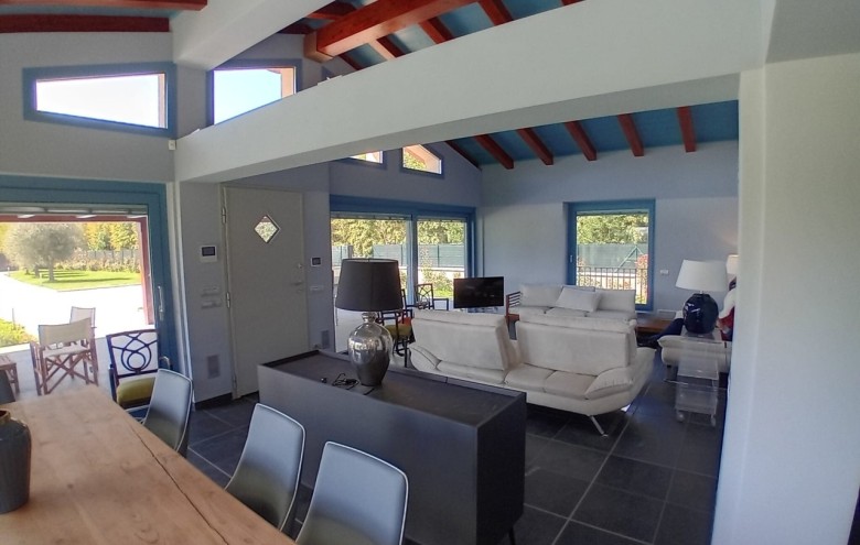 Villa singola in vendita a Pietrasanta