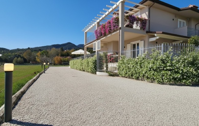 Bifamiliare in vendita a Camaiore