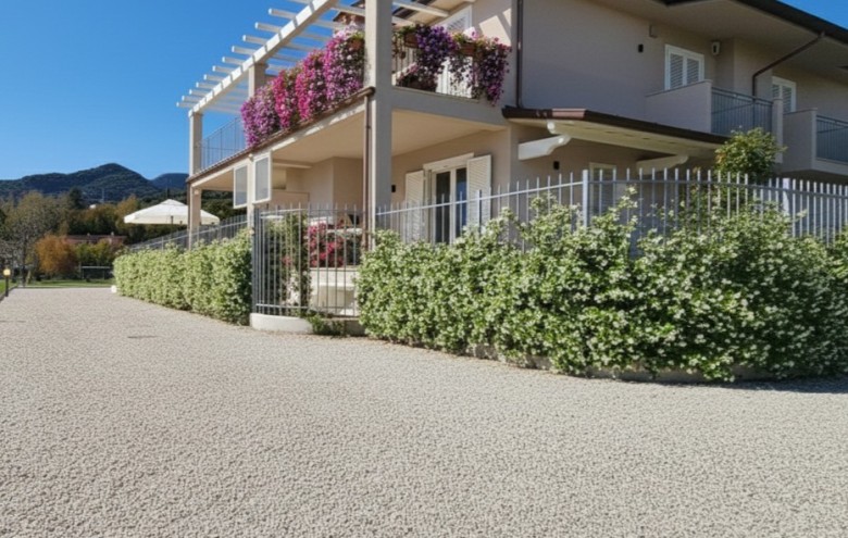 Bifamiliare in vendita a Camaiore