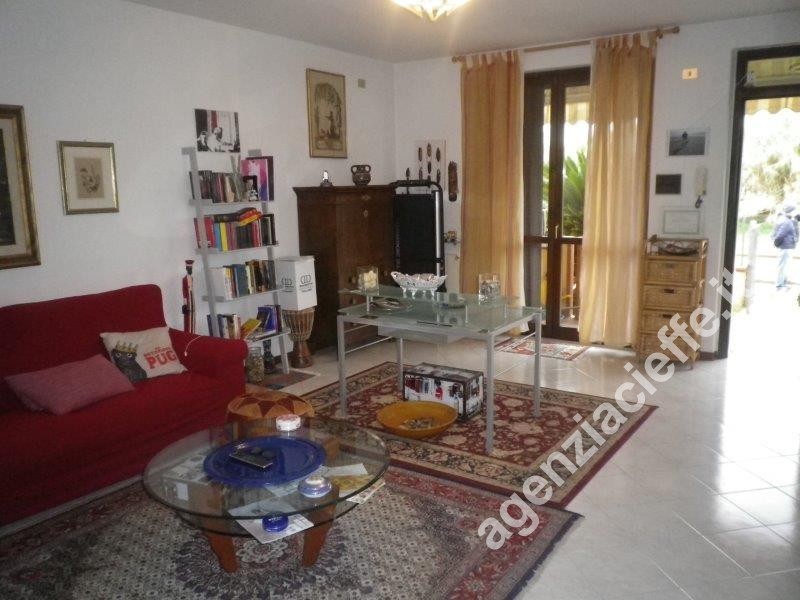 Villetta a schiera in vendita a Massa