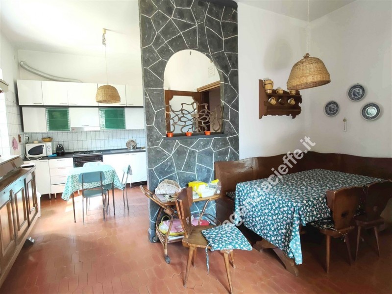 Villa singola in vendita a Massa