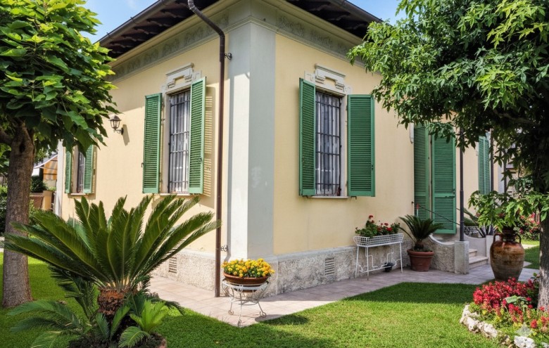 Villa singola in vendita a Pietrasanta