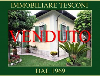 Villa singola in vendita a Pietrasanta