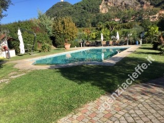 Villa singola in vendita a Montignoso