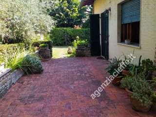 Villa singola in vendita a Massa