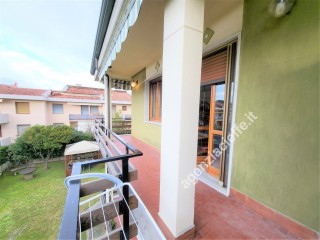 Appartamento in vendita a Marina di Massa