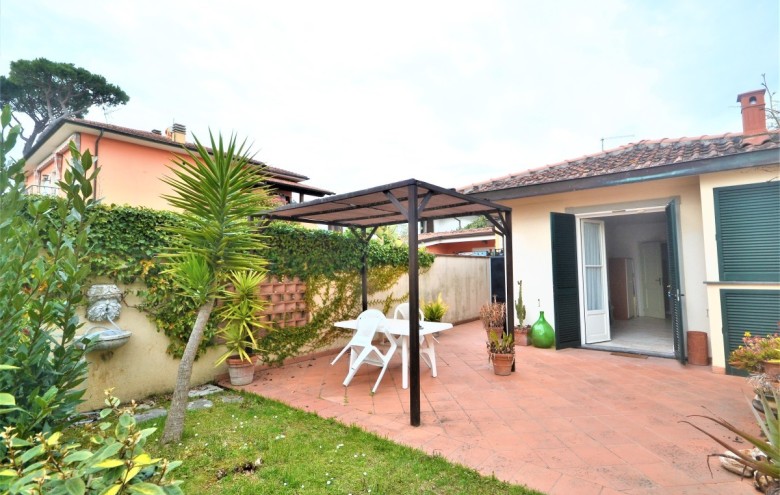 Terratetto in affitto a Pietrasanta