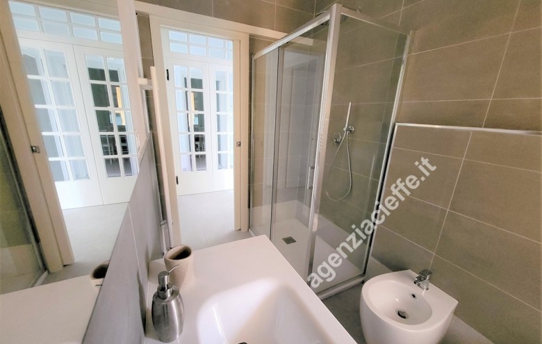 Bifamiliare in vendita a Massa