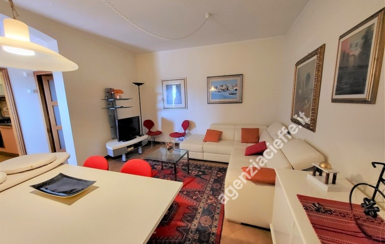 Bifamiliare in vendita a Massa