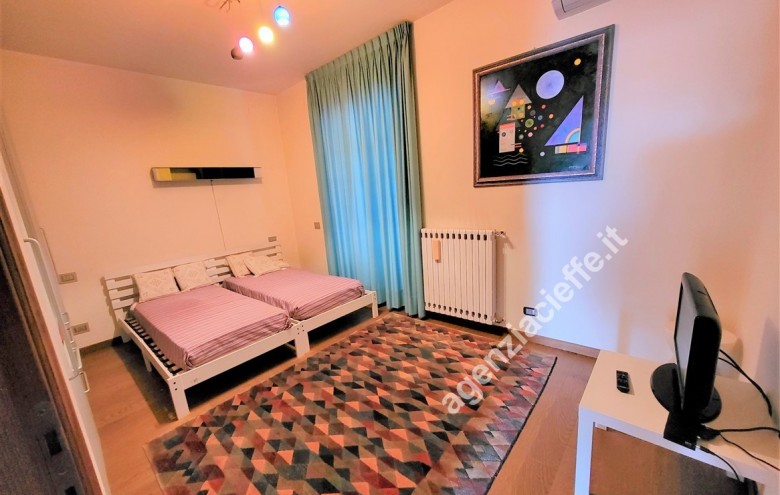 Bifamiliare in vendita a Massa