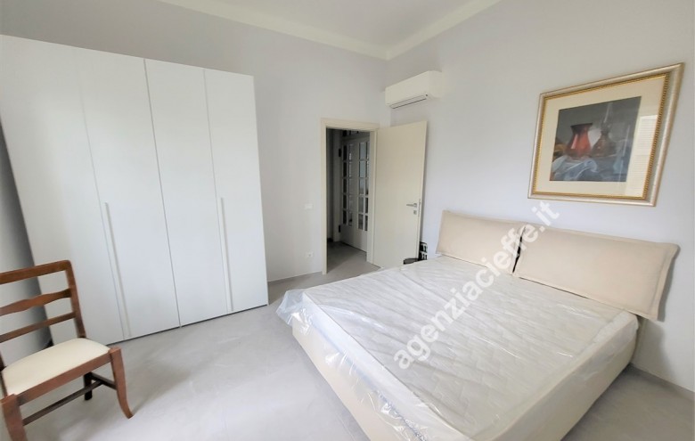 Bifamiliare in vendita a Massa