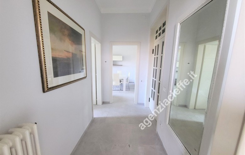 Bifamiliare in vendita a Massa