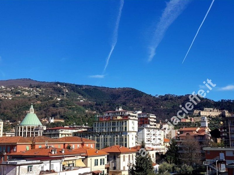 Appartamento in vendita a Massa