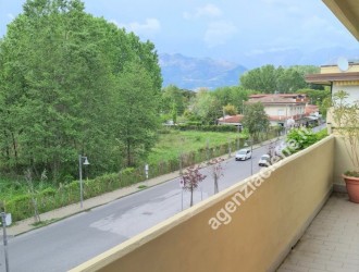 Appartamento in vendita a Marina di Massa