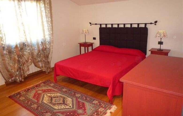 Bifamiliare in affitto a Pietrasanta