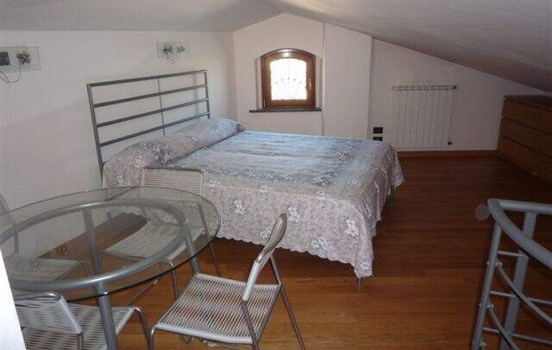 Bifamiliare in affitto a Pietrasanta