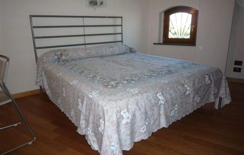 Bifamiliare in affitto a Pietrasanta