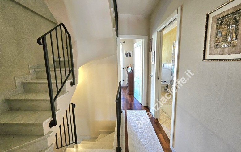 Villetta a schiera in vendita a Massa