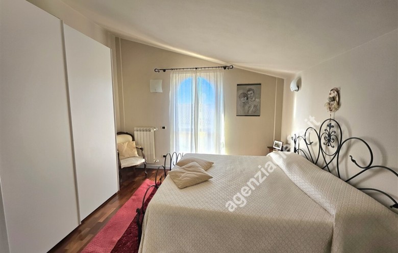 Villetta a schiera in vendita a Massa