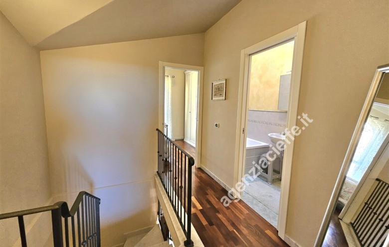 Villetta a schiera in vendita a Massa