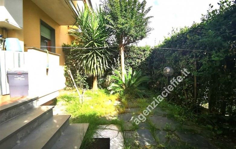 Appartamento in vendita a Massa