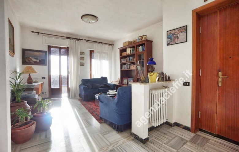Appartamento in vendita a Massa