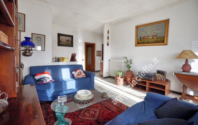 Appartamento in vendita a Massa