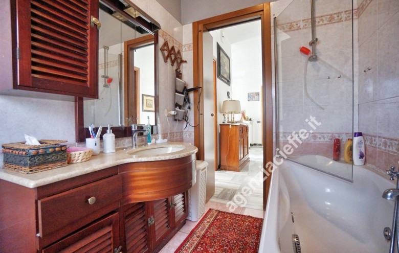 Appartamento in vendita a Massa