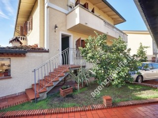 Appartamento in vendita a Marina di Massa
