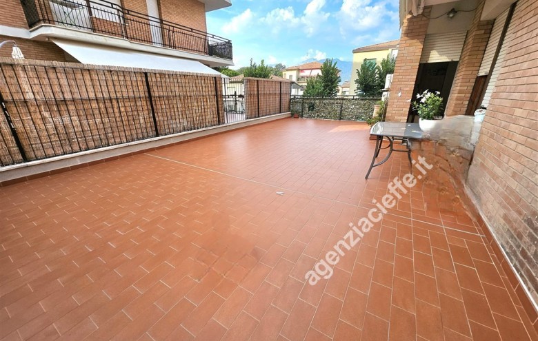 Appartamento in vendita a Massa