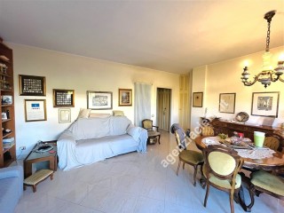 Appartamento in vendita a Marina di Massa