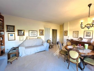 Appartamento in vendita a Marina di Massa