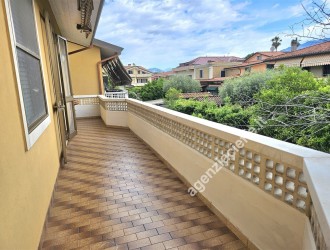 Appartamento in vendita a Marina di Massa
