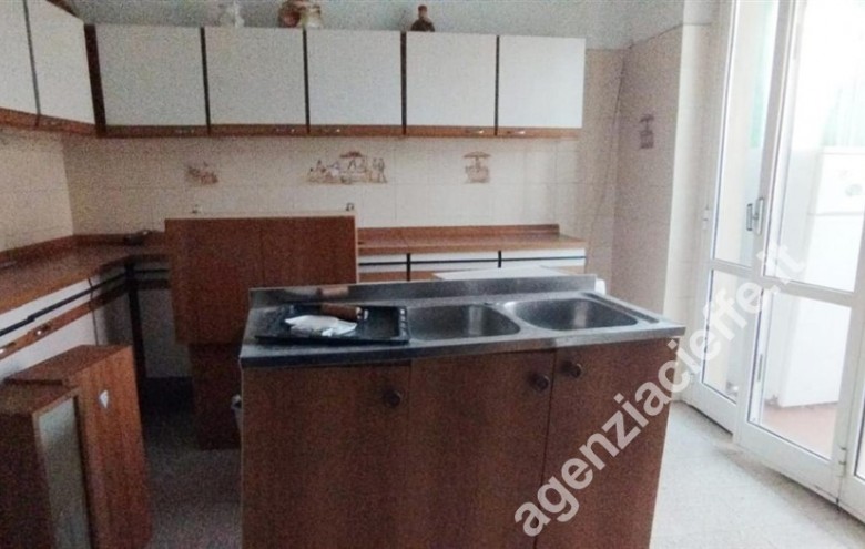 Appartamento in vendita a Massa