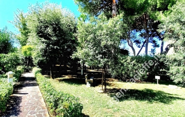 Villetta a schiera in vendita a Massa