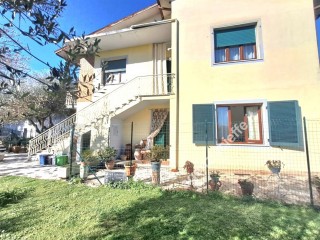 Appartamento in vendita a Marina di Massa