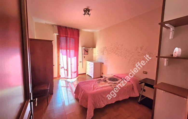 Bifamiliare in vendita a Massa