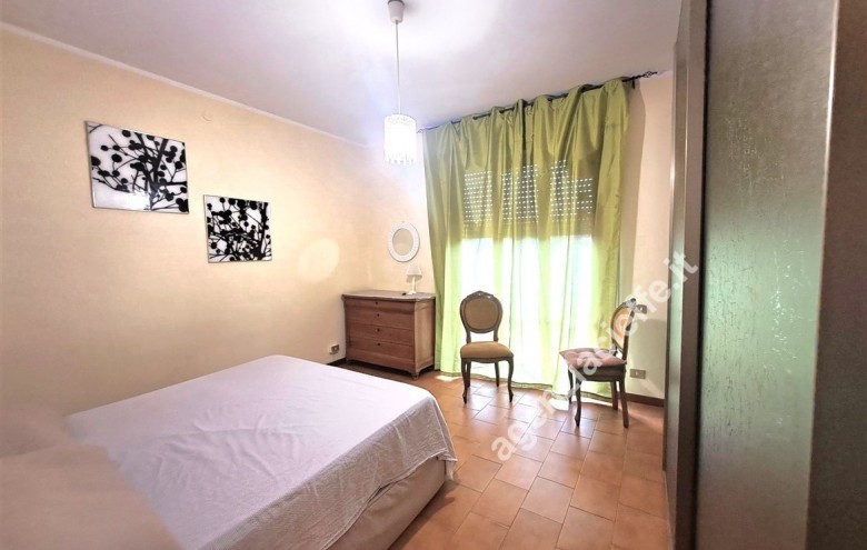 Bifamiliare in vendita a Massa