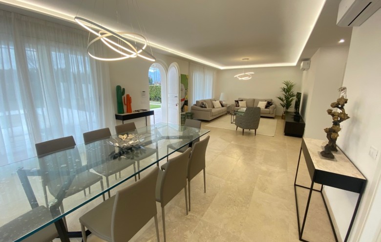 Villa singola in vendita a Pietrasanta